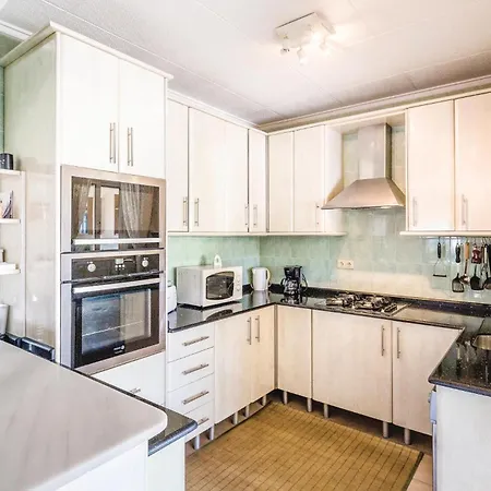 Urb San Luis Holiday home *