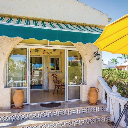 Urb San Luis Holiday home *